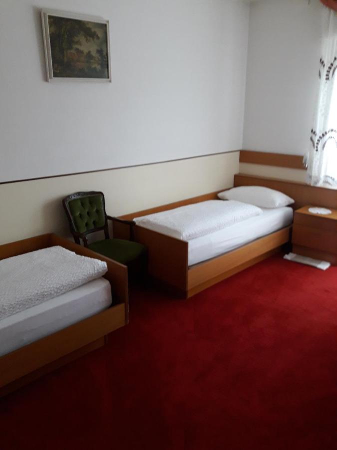 Hotel Lux ميرانو المظهر الخارجي الصورة