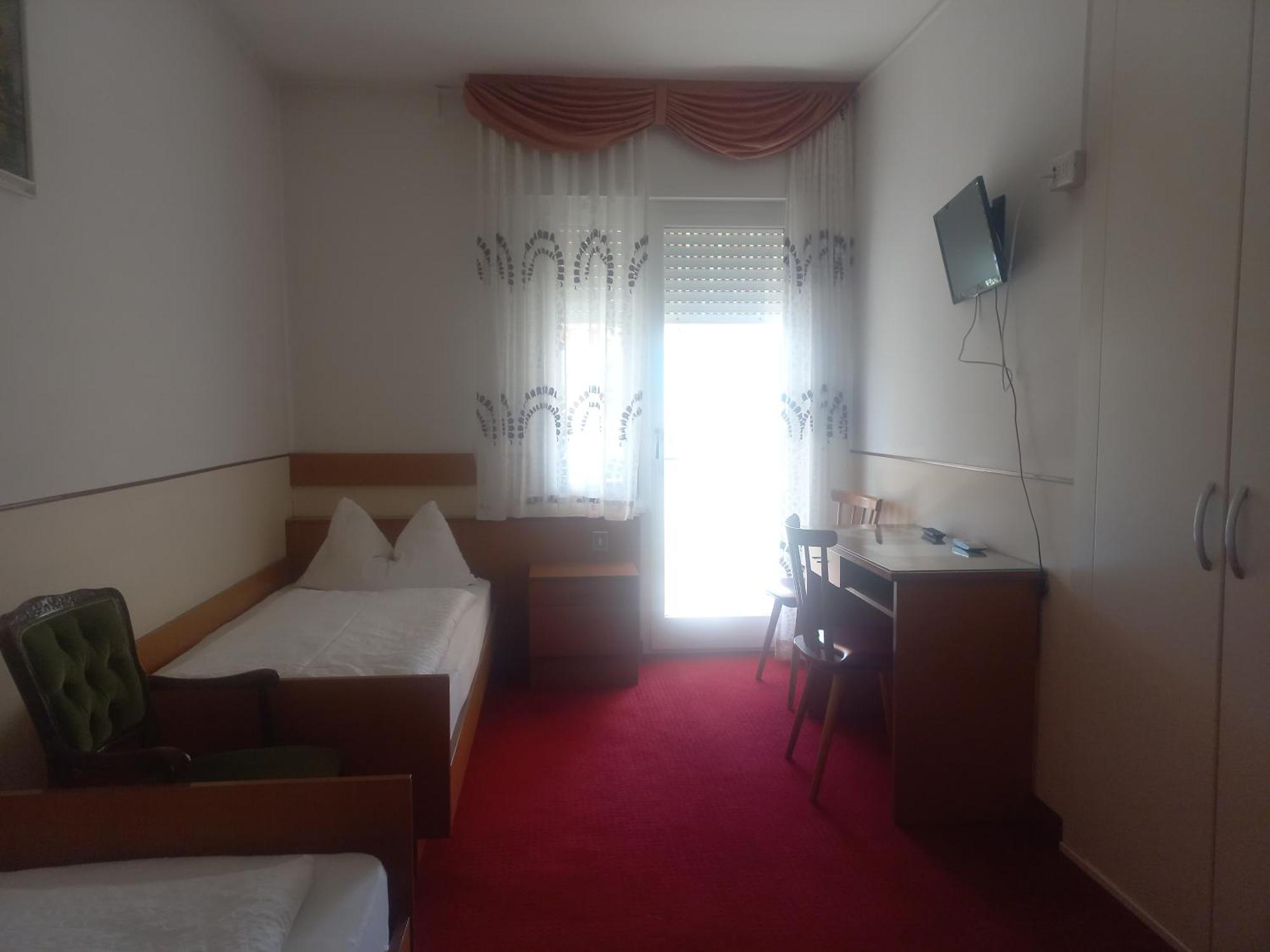 Hotel Lux ميرانو المظهر الخارجي الصورة