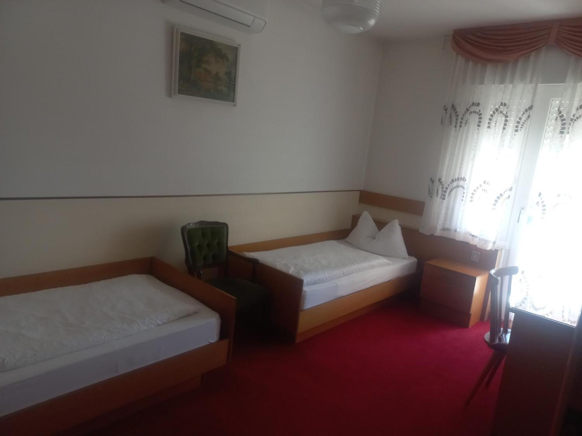 Hotel Lux ميرانو المظهر الخارجي الصورة