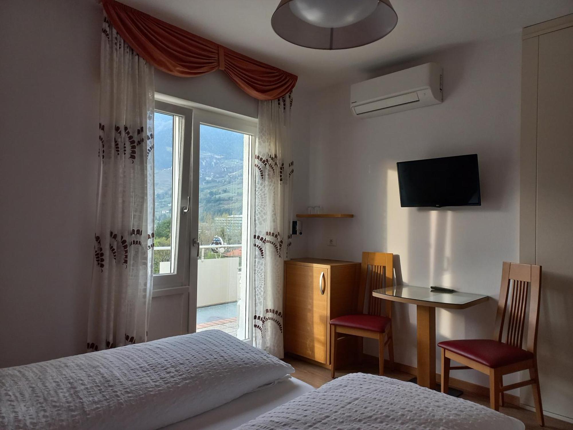 Hotel Lux ميرانو الغرفة الصورة
