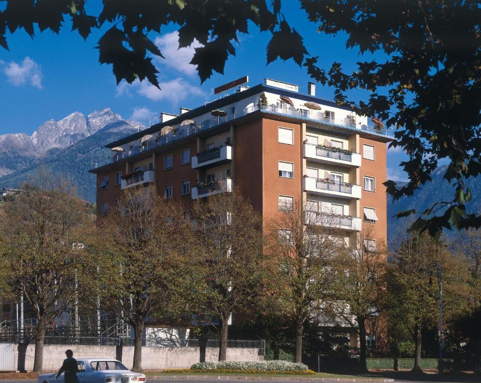 Hotel Lux ميرانو المظهر الخارجي الصورة