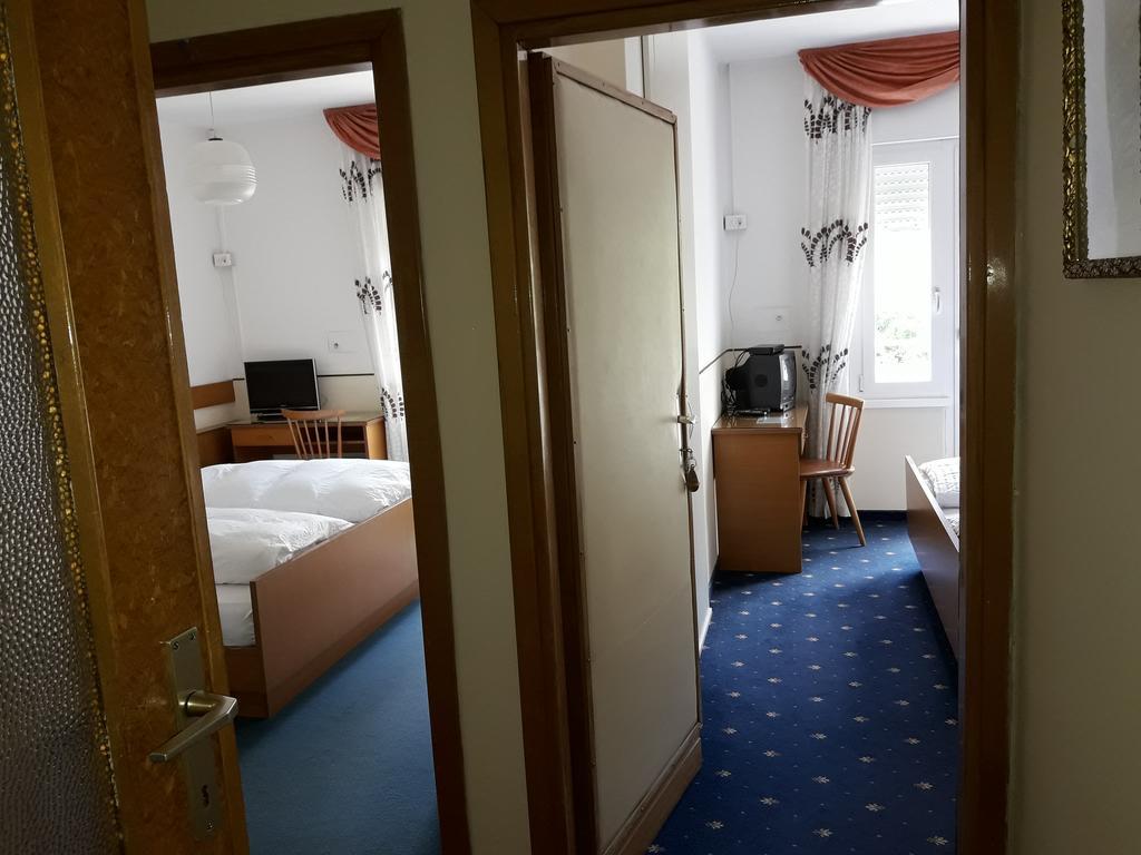 Hotel Lux ميرانو المظهر الخارجي الصورة