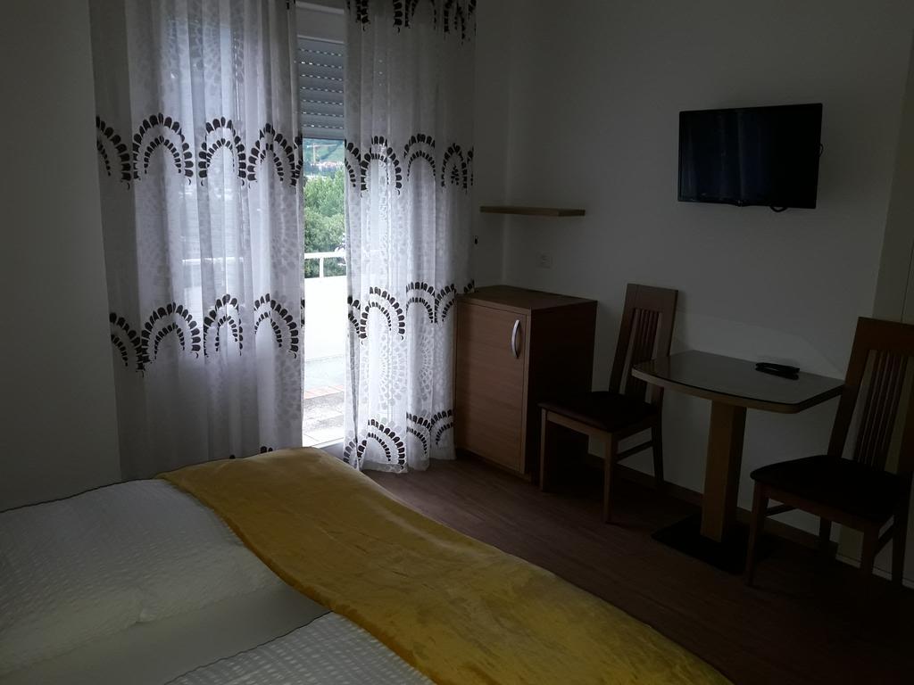 Hotel Lux ميرانو المظهر الخارجي الصورة