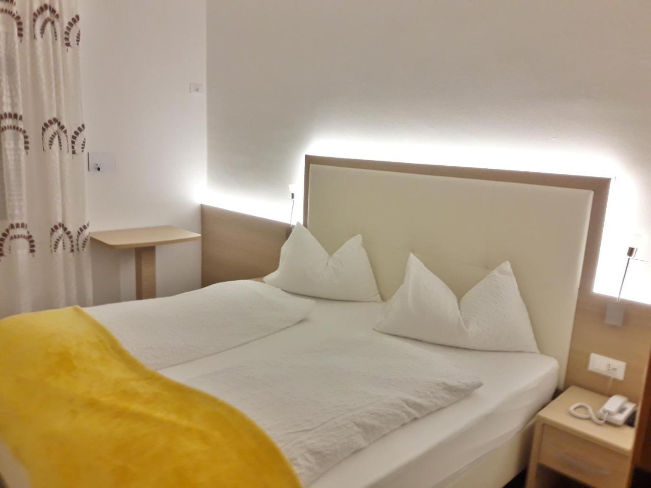 Hotel Lux ميرانو المظهر الخارجي الصورة